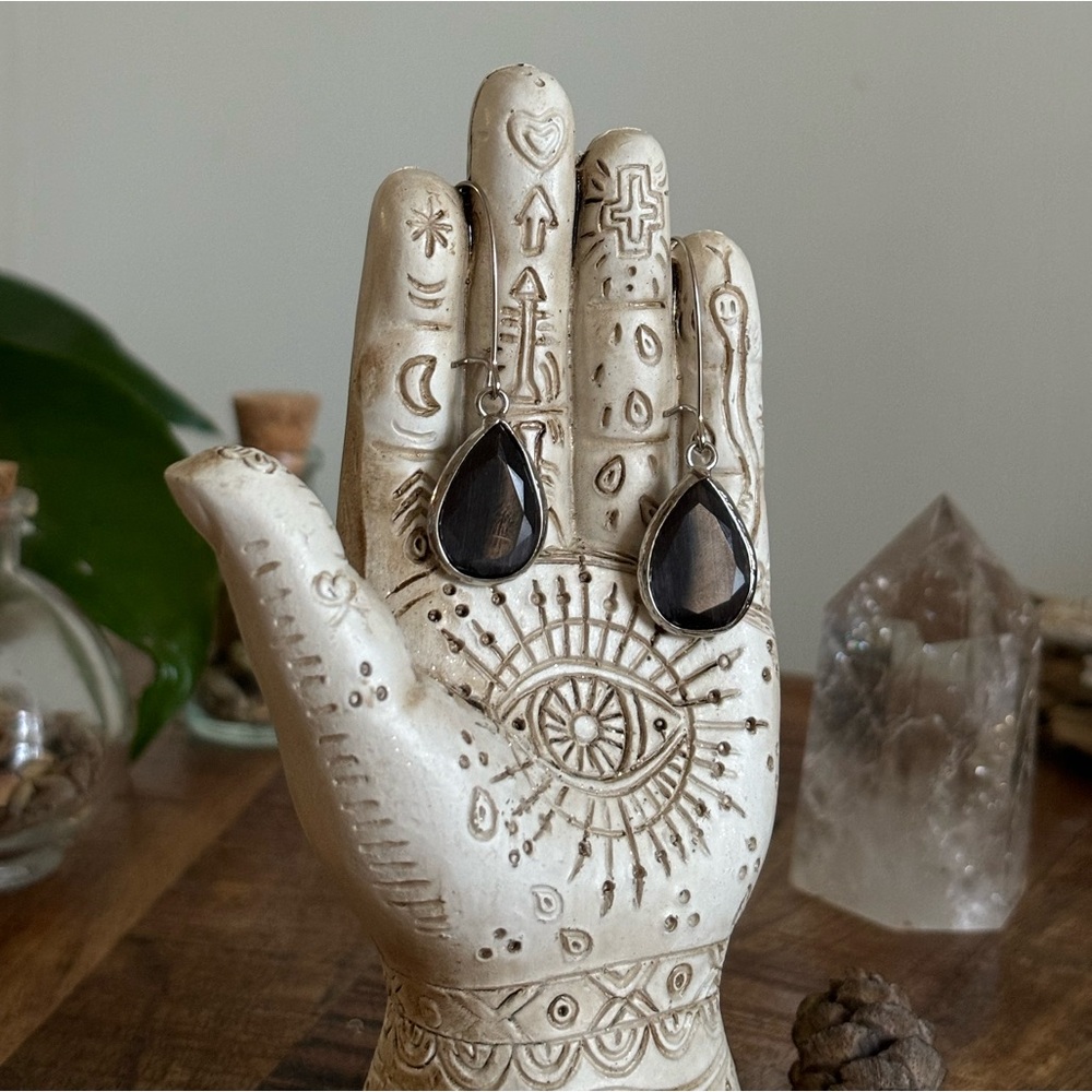 Bohemian Silver Black Teardrop Earrings – Vintage-Inspired Jewelry